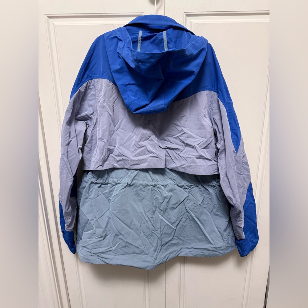 Lululemon Evergreen Anorak SZ 10 - Picture 4 of 9